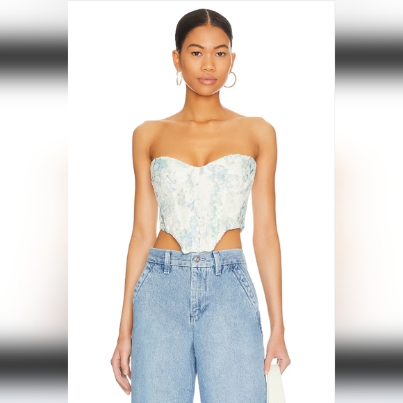 Bardot Lila Bustier Top in Water Floral - Picture 2 of 4